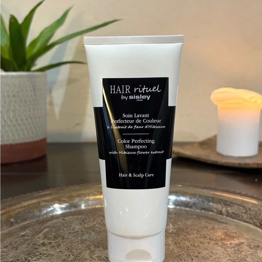 Sisley Hair Rituel Color Perfecting Shampoo - Black and White